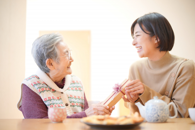 贈る心を形にする、失礼なく喜ばれるギフトマナー完全ガイド